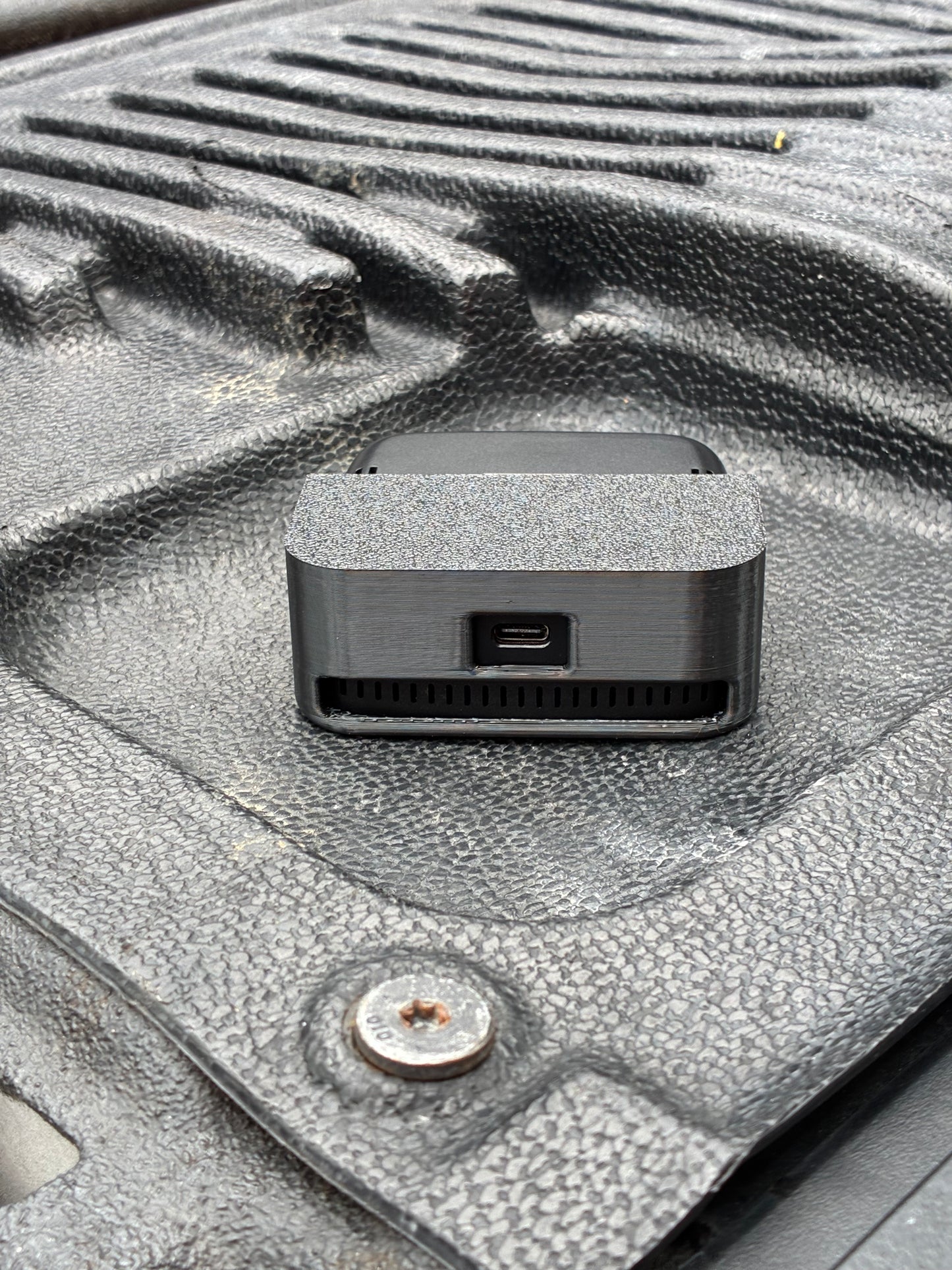 Waggle Flat Back Mount